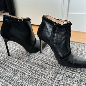 Manolo Blahnik black, leather and suede 4 inch heel booties